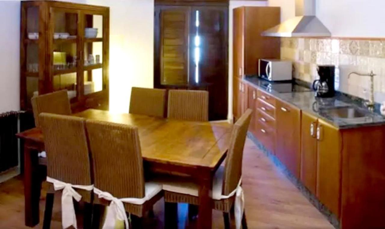 Comfortable Apartment With Balcony In Villalpando City View エクステリア 写真